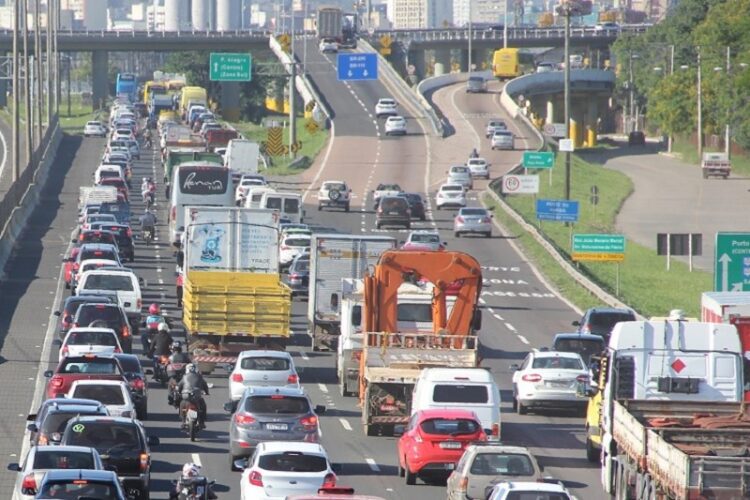 Viagem Segura fiscaliza mais de 37 mil veículos no feriadão de Ano-Novo