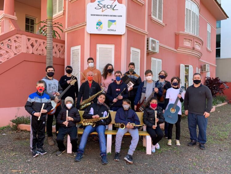 Iniciam ensaios da Orquestra Jovem de Estrela