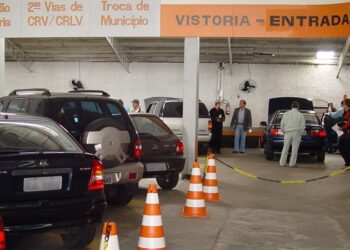 Motoristas agora podem escolher município para realizar serviços de registro de veículos