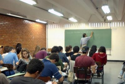 O Sisu seleciona os estudantes com base na nota no Exame Nacional do Ensino Médio (Enem) (Foto: Arquivo/Agência Brasil)