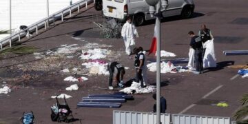 Promenade des Anglais segue interditada após ataque em Nice