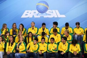 Atletas olímpicos participam de cerimônia no Palácio do Planalto (Foto: Marcelo Camargo/Agência Brasil)