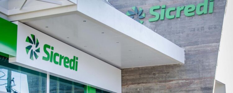 Sicredi atinge marca de 4 milhões de associados