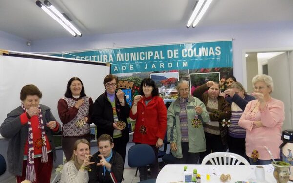 Mandalas são confeccionadas em Oficina Terapêutica