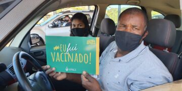 Inicia a vacinação exclusiva de industriários em Estrela