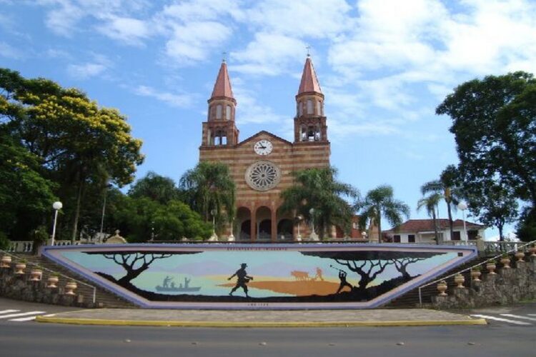 Após aumento de casos, Administração avalia novas medidas para conter o vírus