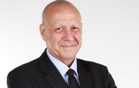 Hoje: Dado Schneider tira o mofo do marketing