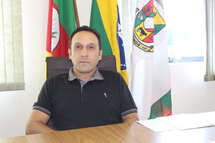 Município de Putinga adere à compra coletiva de vacinas