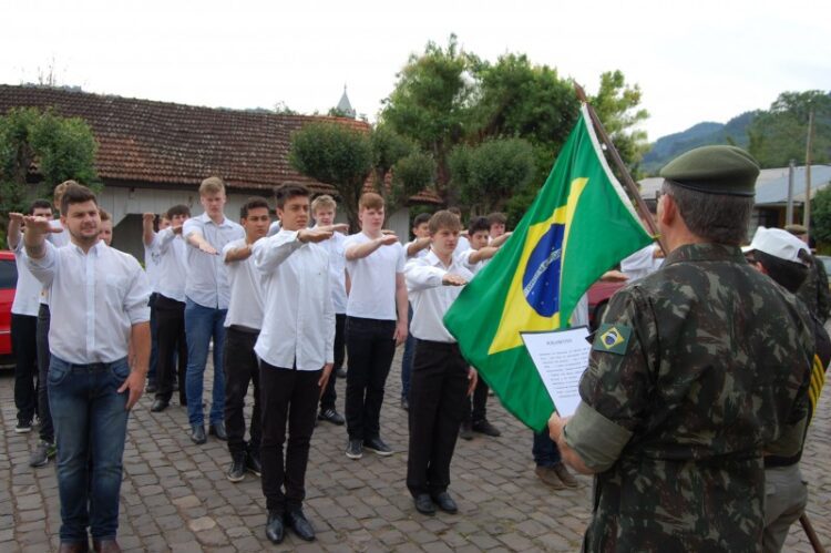 Juramento à Bandeira é nesta sexta-feira
