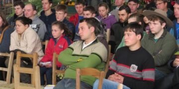 Jovens agricultores e entidades debatem sucessão rural em Colinas