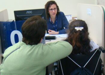 Agências FGTAS/Sine oferecem atendimento preferencial a pessoas com deficiência e reabilitados