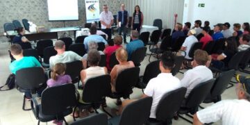 Avaliação da Chamada do Leite é tema de reunião com produtores em Forquetinha