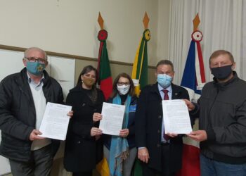 Governo de Estrela e Apae firmam parceria inédita na educação