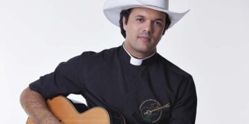 Natal em Estrela tem show com padre Alessandro Campos nesta sexta