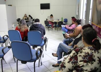 Dezenas de pessoas se inscrevem no primeiro dia da seleção de novos suplentes dos residenciais Novo Tempo I e II