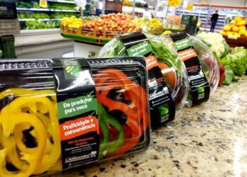 Supermercados Languiru comercializam frutas, legumes e verduras em porções