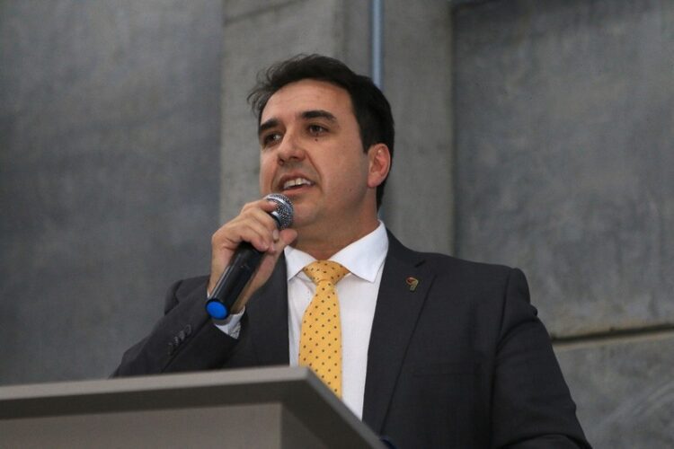 Famurs mobiliza prefeitos e deputados na busca de recursos para fechamento de contas