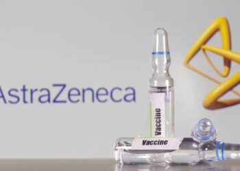 Farmacêutica retoma hoje testes com a vacina de Oxford contra covid