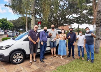 Teutônia adquire veículo para secretaria de saúde e guincho para iluminação pública