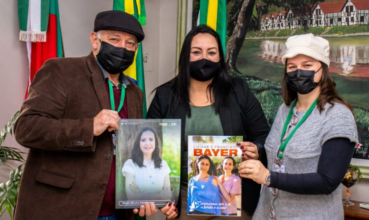 Liziane Bayer e Franciane Bayer repassam R$ 150 mil à Teutônia