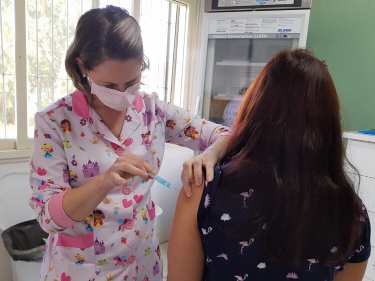 Teutônia faz chamamento para vacinação com a 1ª dose contra Covid-19