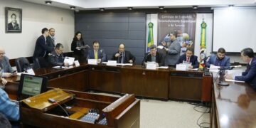 Aprovado parecer ao PL que aumenta controle do comércio de fogos de artifício