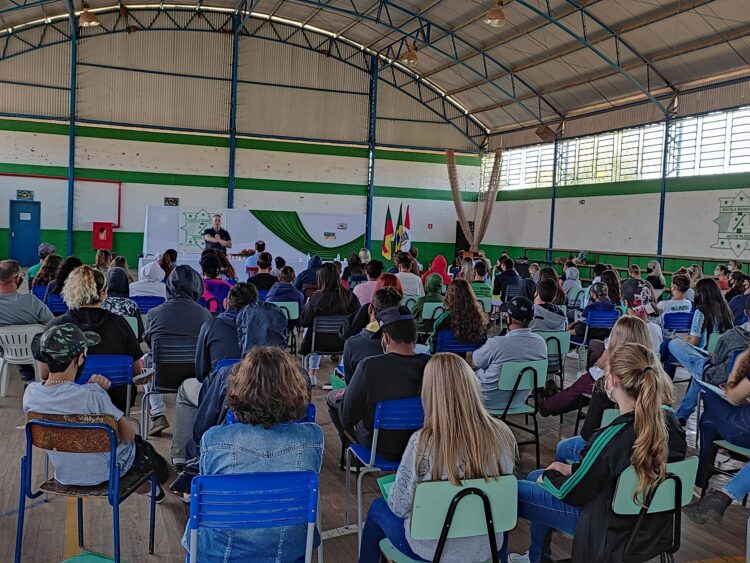 Seminário orienta estudantes sobre a importância a Educação Fiscal