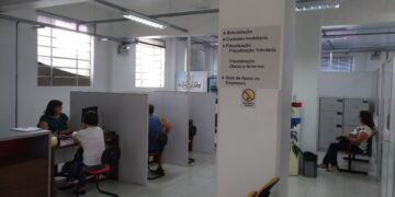 Centro agiliza e qualifica atendimento aos cidadãos estrelenses
