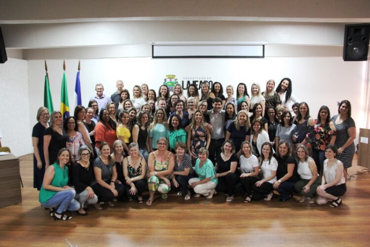 Novos diretores da rede municipal de Educação de Lajeado tomam posse após eleição
