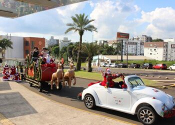 Cortejo de Natal circula até dia 24