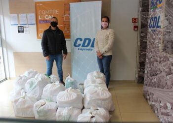 CDL Lajeado repassa 180 cestas básicas arrecadadas na campanha de Dia das Mães para cinco entidades