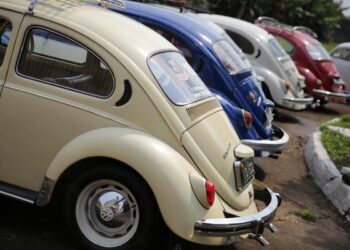 Estrela Multifeira sedia exposição de carros e motos antigos no dia 07 de novembro