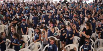 Cerca de 700 crianças da rede municipal de ensino participam de atividades recreativas e culturais na Estrela Multifeira