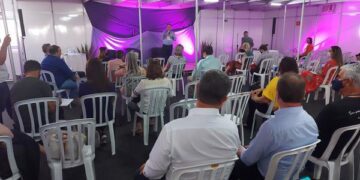 Estrela Multifeira reúne profissionais e autoridades para revisar Plano Estadual de Turismo