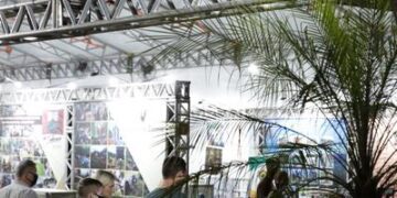 Caravanas de agentes de turismo e seminário de guias turísticos são destaques do sábado