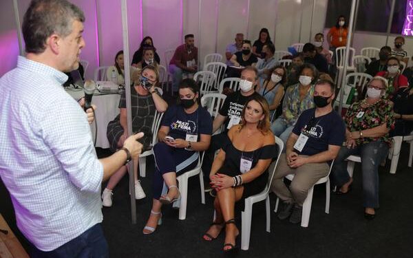 Estrela Multifeira recebe guias de turismo do Estado para encontro itinerante da classe