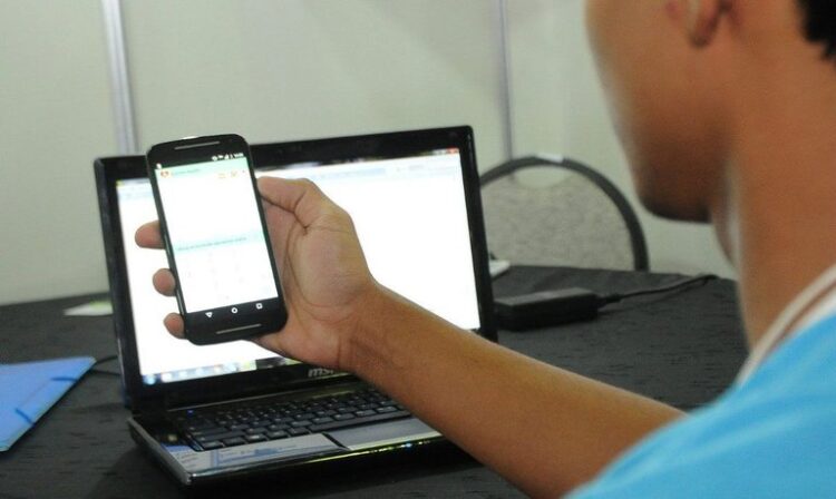 Internet gratuita será oferecida a estudantes de baixa renda de universidades e institutos federais