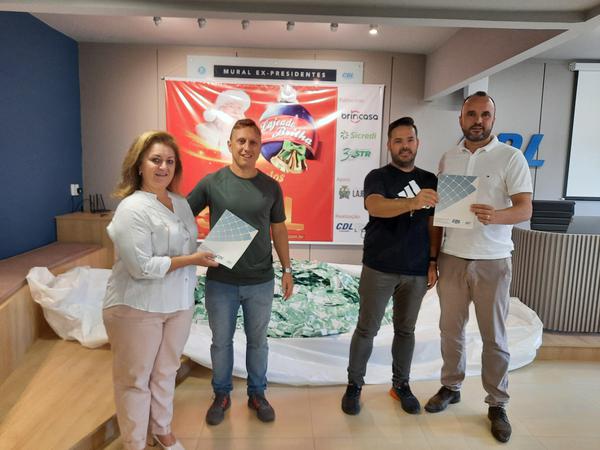Quarto sorteio do Lajeado Brilha premia mais 15 consumidores com vales-compras