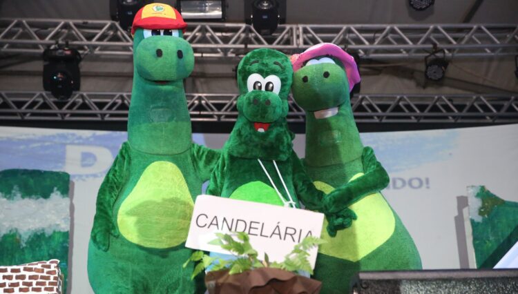 Caravana pelas ruas centrais de Candelária convida comunidade para a 10ª Expocande