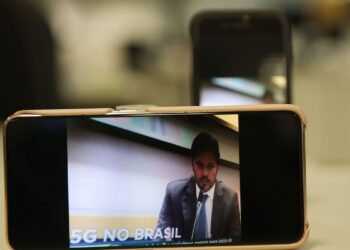 Tecnologia 5G estará disponível em todas as capitais até julho de 2022