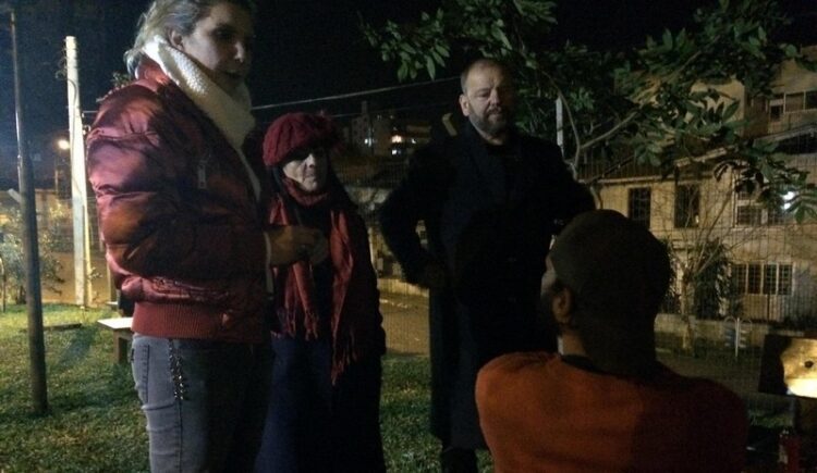 Rondas noturnas da Prefeitura buscam levar moradores de rua para abrigo