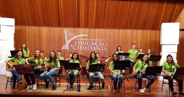 Escola de Música está com inscrições abertas para aulas gratuitas