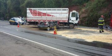 Três pessoas morrem em acidente na BR 386  em Pouso Novo