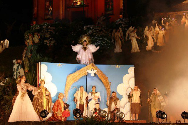 Espetáculo teatral “A História que eu escrevi” encantou o público