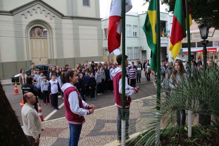 Horas cívicas marcam Semana da Pátria em Estrela