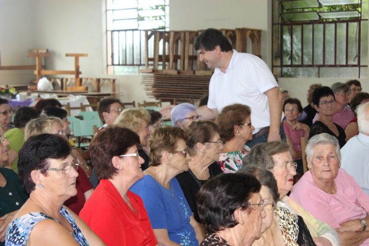 Município organiza programação especial para o Dia dos Avós