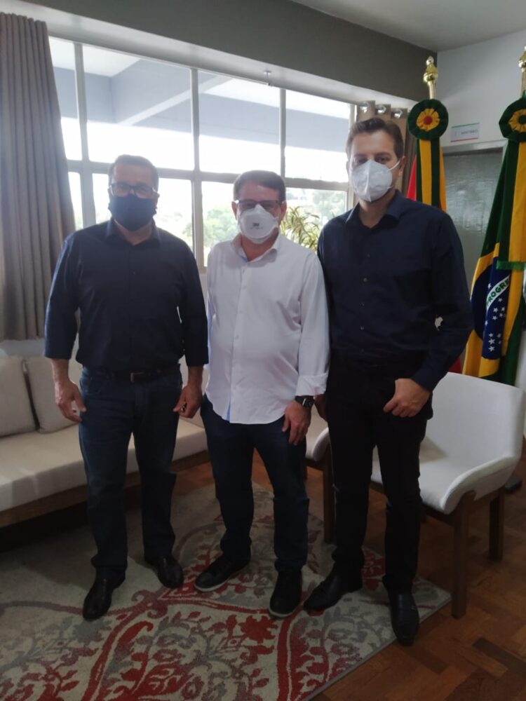 Secretário de Turismo recebe demandas da região