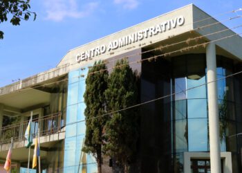 Aulas e serviços públicos voltam ao normal