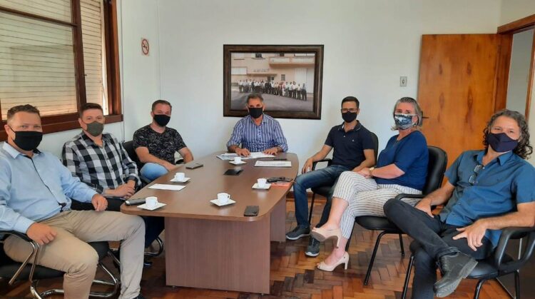 Estrela Multifeira e projeto educacional do Sesi pautam encontros na Amvat