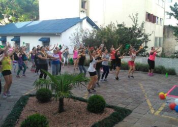 Aulas gratuitas da Academia do Sesc Farroupilha esquentam para o Carnaval
